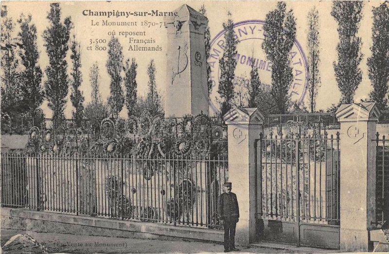 Carte postale ancienne Champigny Sur Marne Le Monument De 1870 à Champigny-sur-Marne