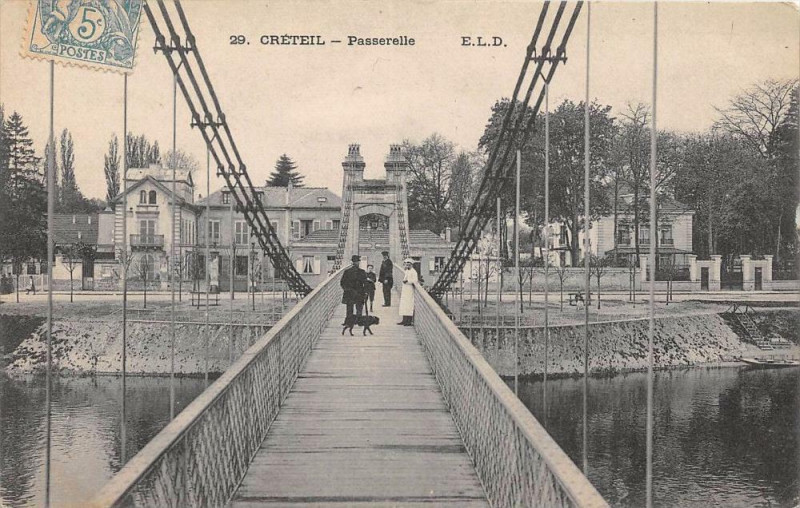 Carte postale ancienne Creteil Passerelle à Créteil