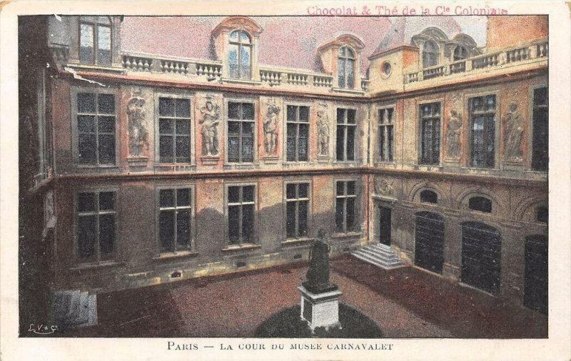 Carte postale ancienne Paris Publicite La Cour Du Musee Carnavalet à Paris