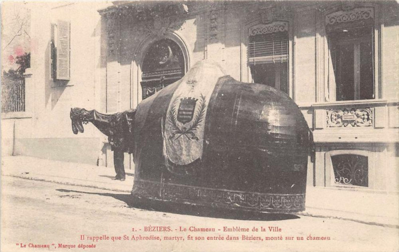 Carte postale ancienne Beziers Le Chameau Embleme De La Ville à Béziers