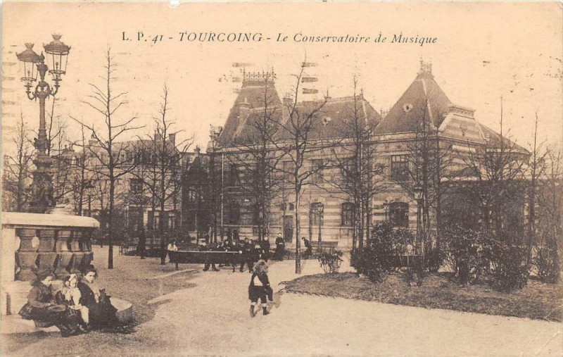 Carte postale ancienne Tourcoing Le Conservatoire De Musique à Tourcoing