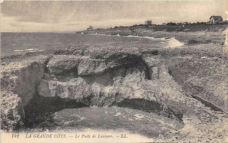 Carte postale ancienne La Grande Cote Le Puits De Lauture