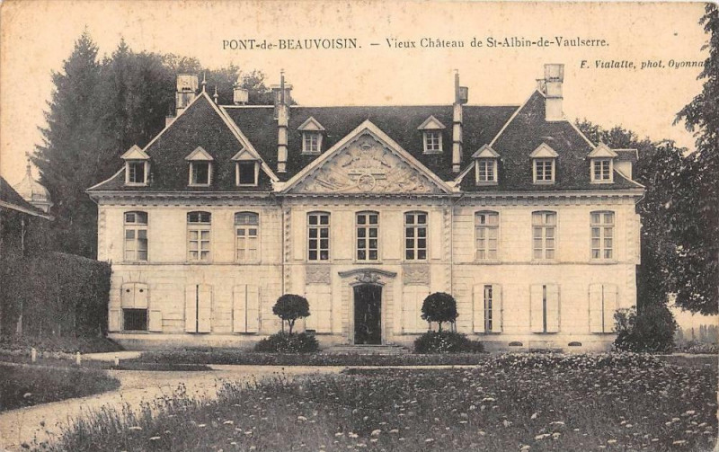 Carte postale ancienne Pont De Beauvoisin Vieux Chateau  Saint-Albin De Vaulserre à Saint-Albin-de-Vaulserre