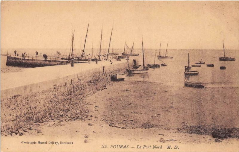 Carte postale ancienne Fouras Le Port Nord à Fouras