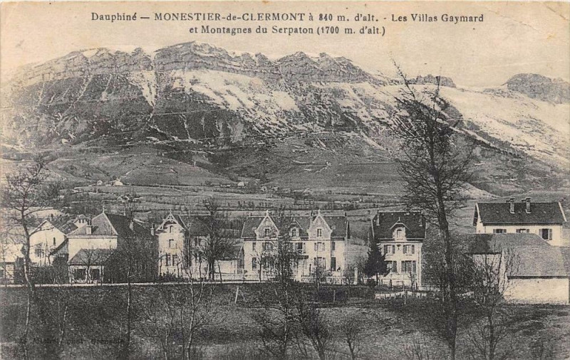 Carte postale ancienne Monestier De Clermont Les Villas Gaymard à Monestier-de-Clermont