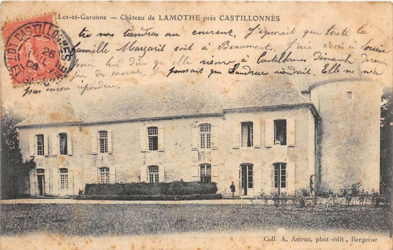 Carte postale ancienne Chateau De La Mothe Pres Castillonnes à Castillonnès