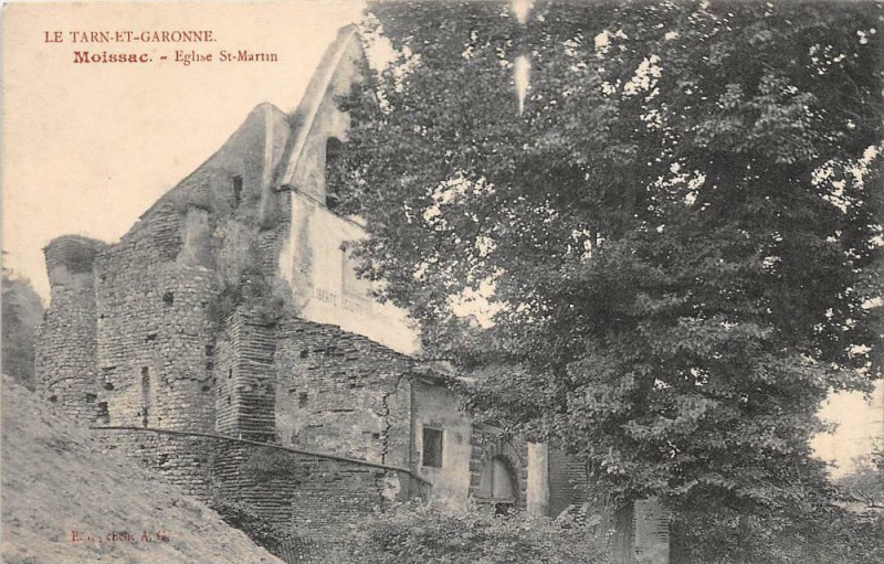 Carte postale ancienne Moissac Eglise St Martin à Moissac