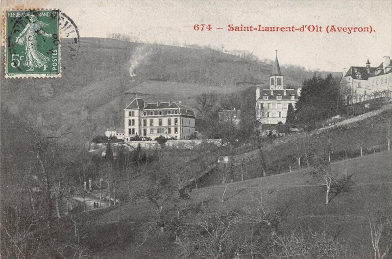 Carte postale ancienne Saint Laurent D'Olt à Saint-Laurent-d'Olt