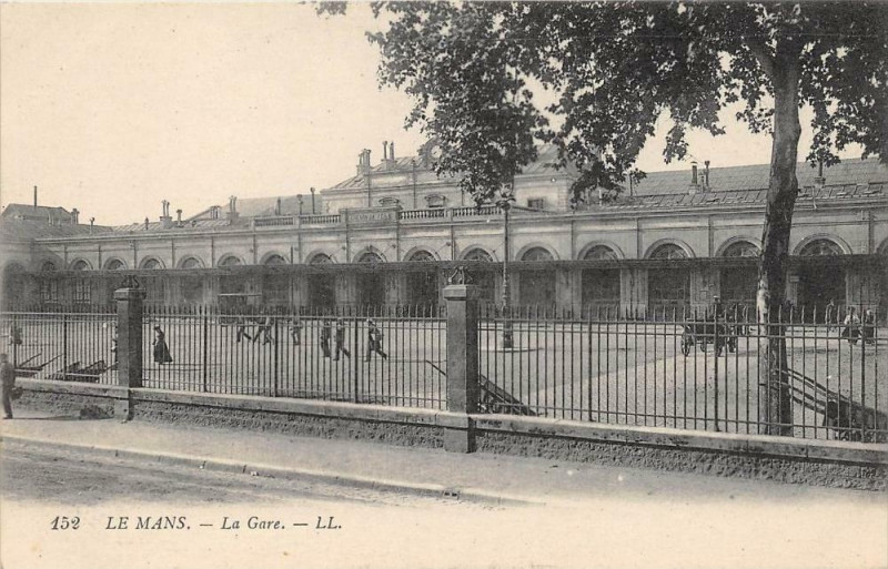 Carte postale ancienne Le Mans La Gare (autre cliché au Mans