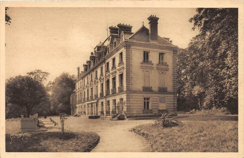 Carte postale ancienne Ecole Secondaire Saint Martin A Pontoise à Pontoise