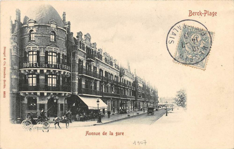 Carte postale ancienne Berck Plage Avenue De La Gare (dos non divisé) à Berck