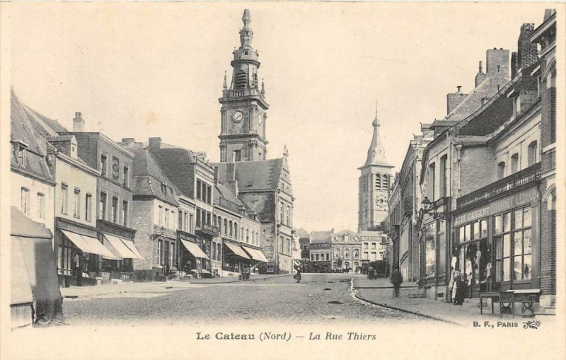 Carte postale ancienne Le Cateau La Rue Thiers