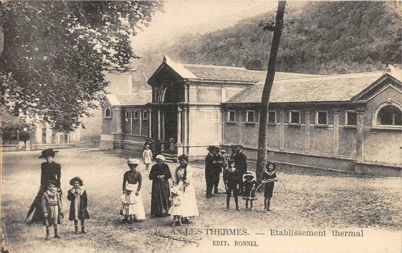 Carte postale ancienne Ax Les Thermes Etablissement Thermal  (frais de port offert à Ax-les-Thermes