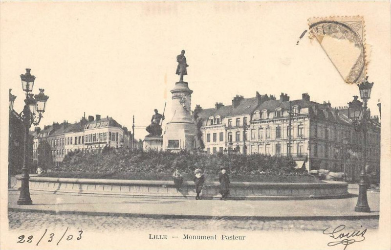Carte postale ancienne Lille Monument Pasteur (dos non divisé) à Lille