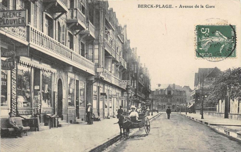 Carte postale ancienne Berck Plage Avenue De La Gare à Berck