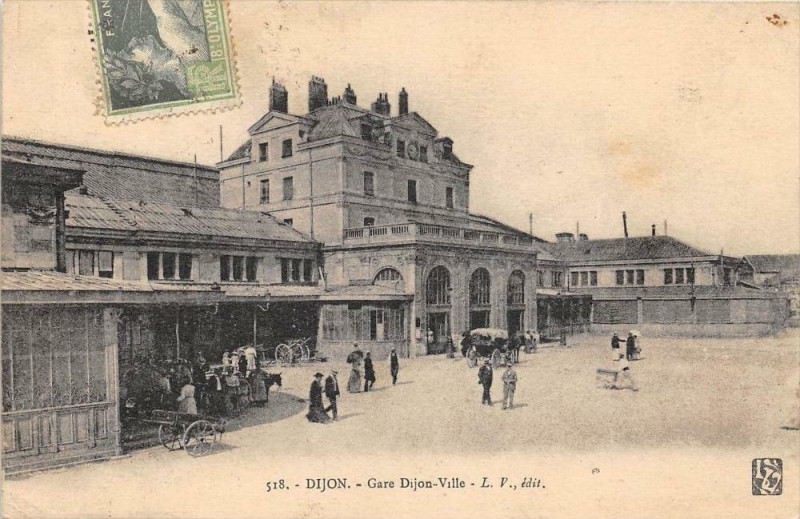 Carte postale ancienne Dijon Gare Dijon Ville à Dijon