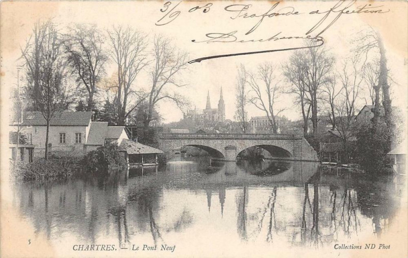 Carte postale ancienne Chartres Le Pont Neuf (dos non divisé) à Chartres