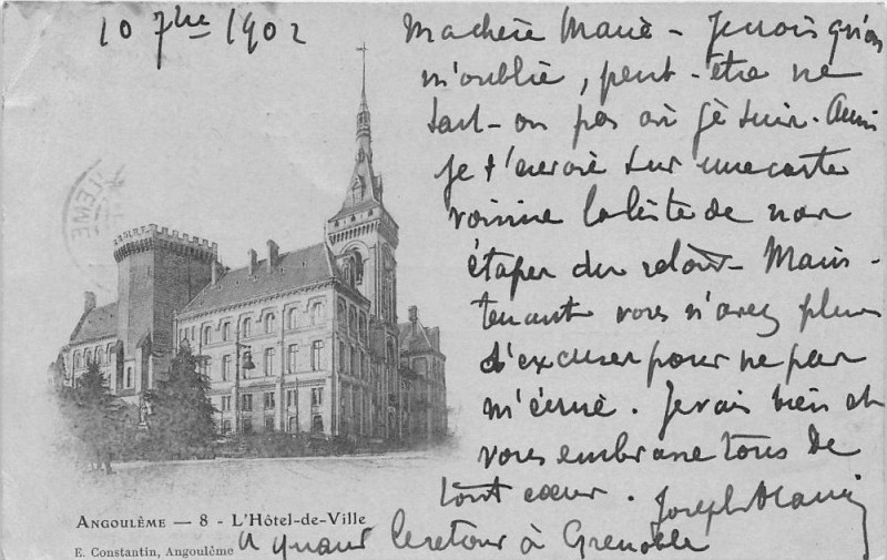 Carte postale ancienne Angouleme L'Hotel De Ville (dos non divisé) Cpa Precuseur à Angoulême