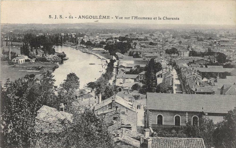 Carte postale ancienne Angouleme Vue Sur L´HOUMEAU Et La Charente à Angoulême