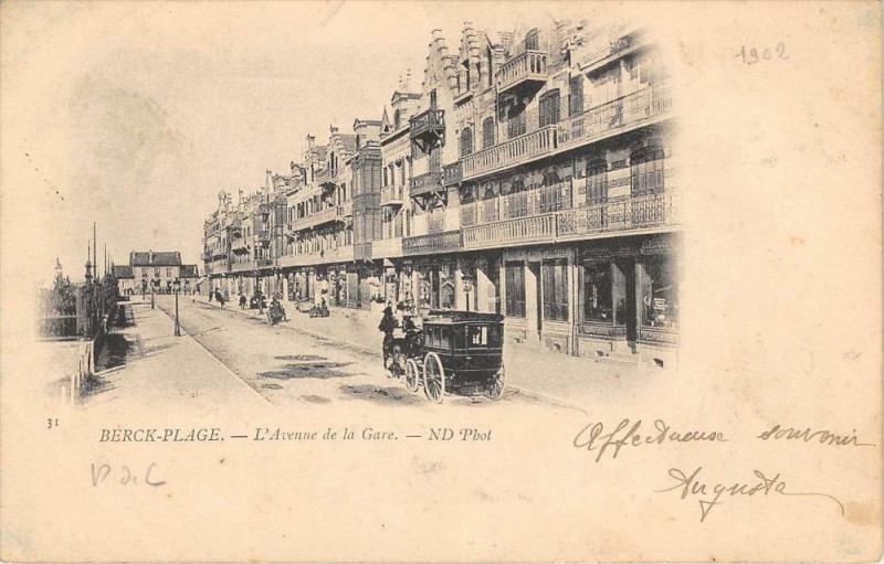 Carte postale ancienne Berck Plage L'Avenue De La Gare (dos non divisé) à Berck