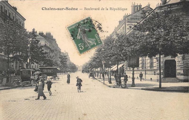 Carte postale ancienne Chalon Sur Saone Boulevard De La Republique