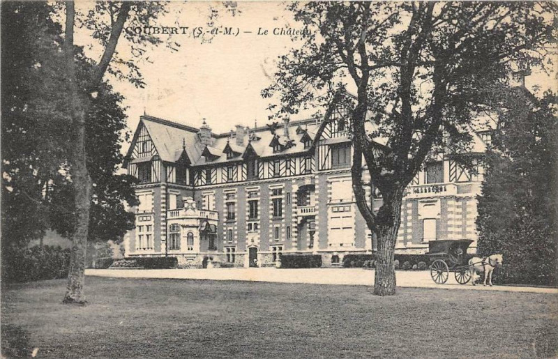 Carte postale ancienne Coubert Le Chateau à Coubert