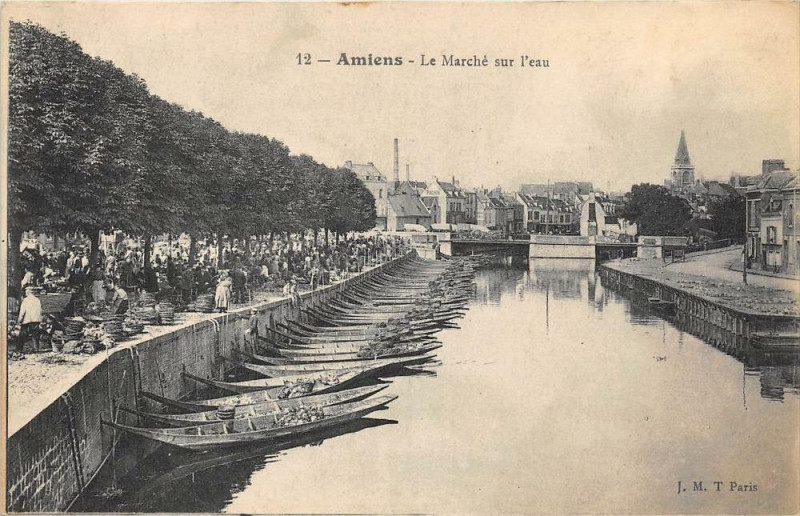 Carte postale ancienne Amiens Le Marche Sur L'Eau à Amiens