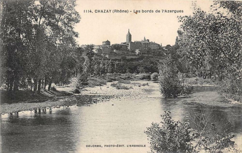 Carte postale ancienne Chazay Les Bords De L'Azergues