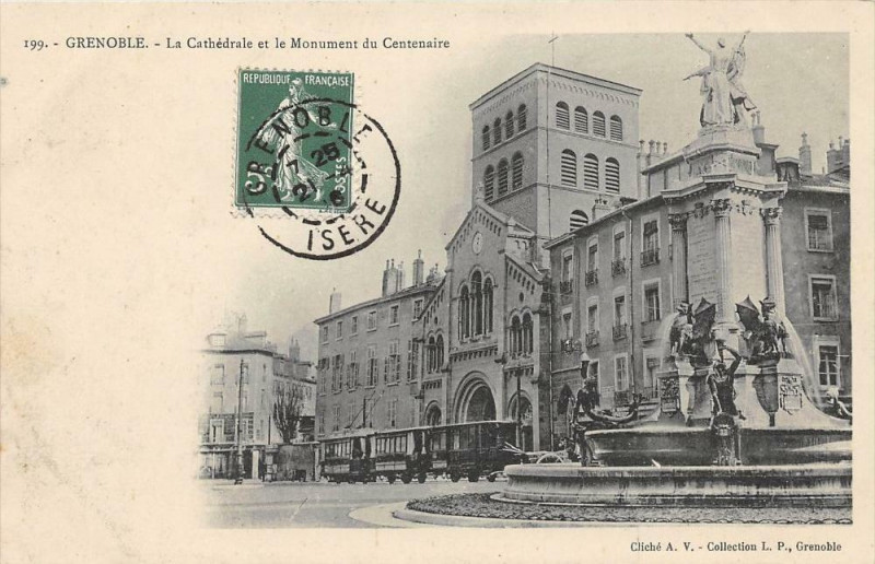 Carte postale ancienne Grenoble  La Cathedrale Monument Centenaire (Train à Grenoble