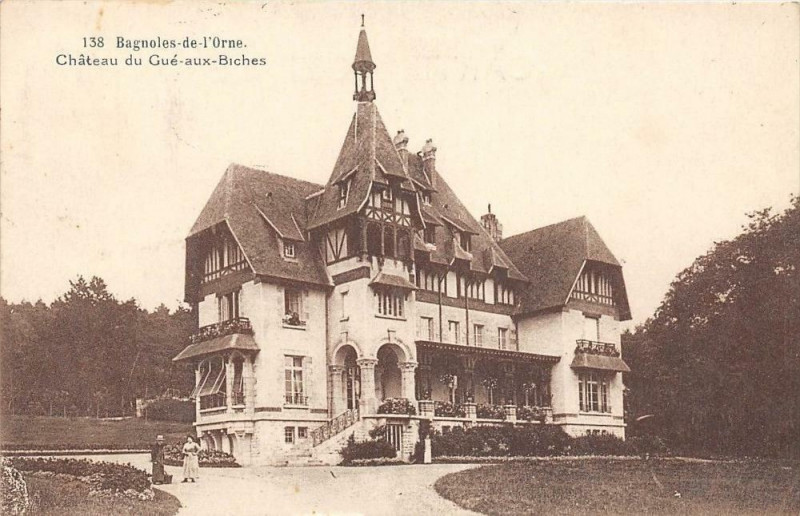 Carte postale ancienne Bagnoles De L'Orne Chatau Du Gue Aux Biches