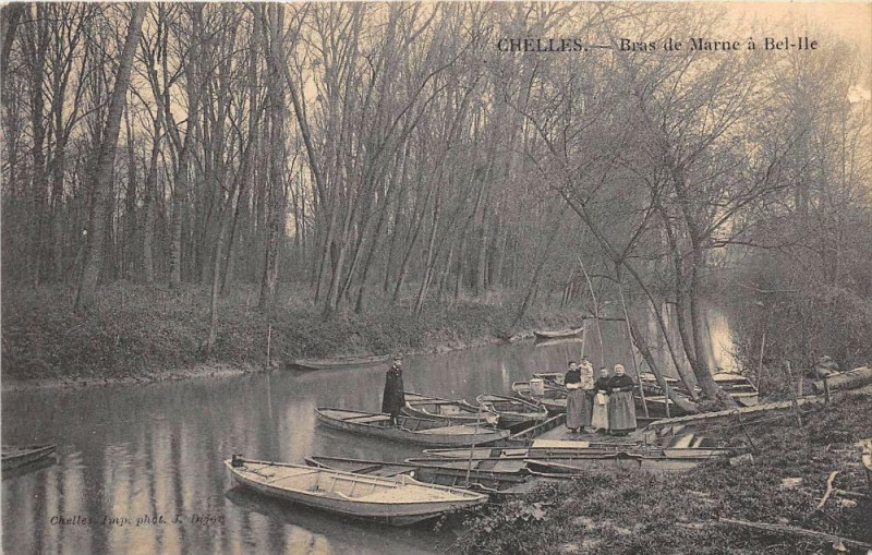 Carte postale ancienne Bras de Marne à Bel-Ile à Chelles