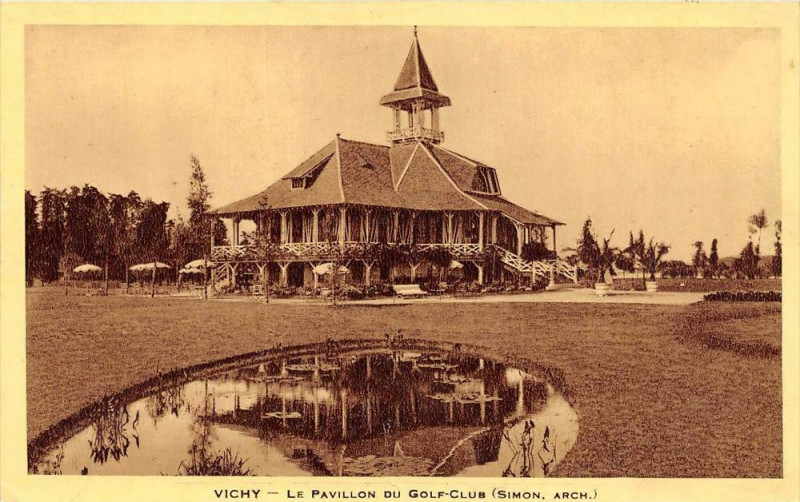 Carte postale ancienne Vichy Le Pavillon Du Golf Club à Vichy