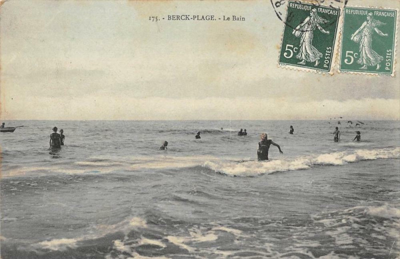 Carte postale ancienne Berck Plage Le Bain à Berck