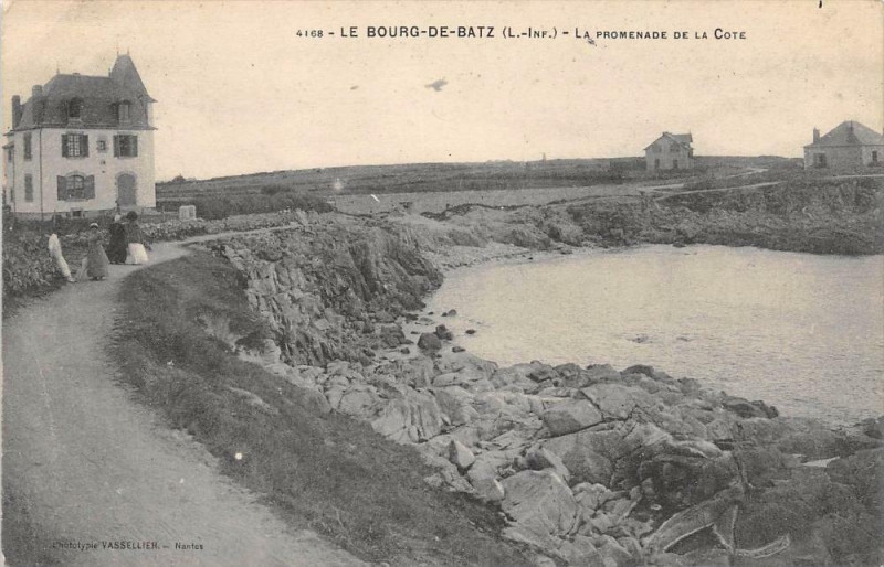 Carte postale ancienne Le Bourg De Batz La Promenade De La Cote