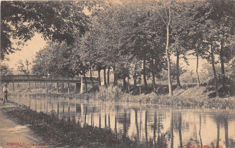 Carte postale ancienne Einville Le Canal