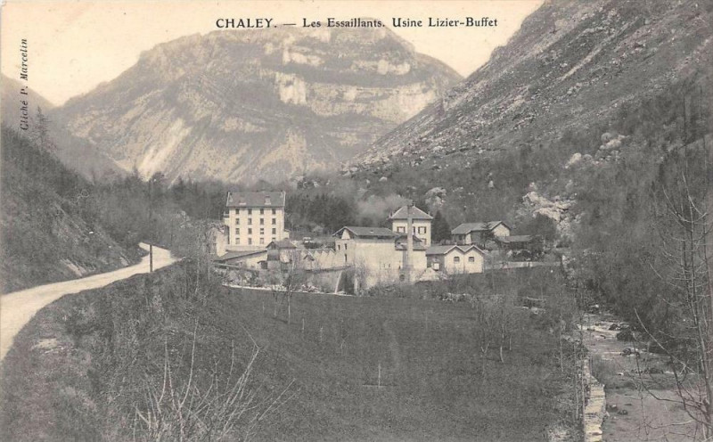 Carte postale ancienne Chaley Les Essaillants Usine Lizier Buffet à Chaley
