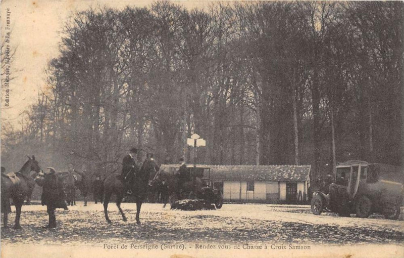 Carte postale ancienne Foret De Perseigne Rendez Vous De Chasse A Croix Samson