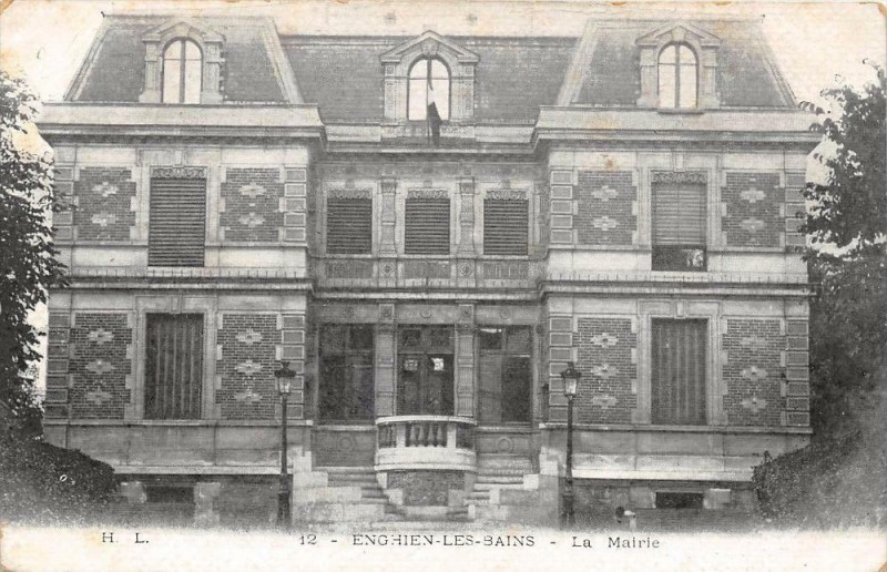 Carte postale ancienne Enghien Les Bains La Mairie à Enghien-les-Bains