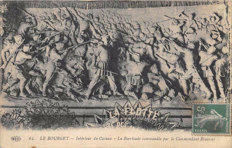Carte postale ancienne Le Bourget Interieur Du Caveau La Barricade au Bourget
