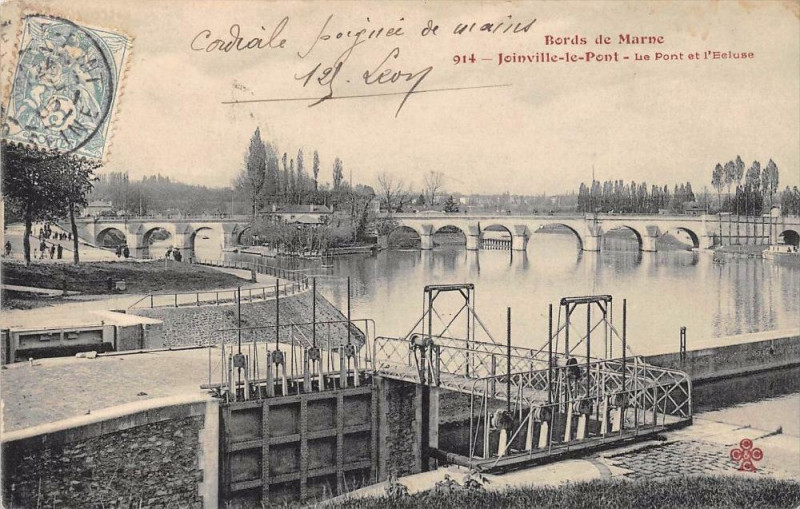 Carte postale ancienne Joinville Le Pont Le Pont Et L'Ecluse à Joinville-le-Pont