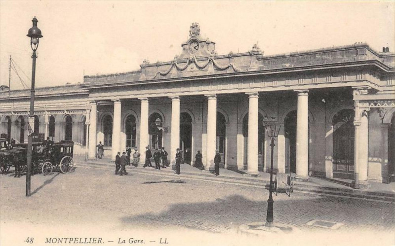 Carte postale ancienne Montpellier La Gare à Montpellier