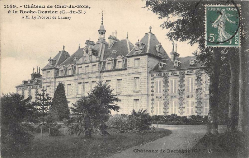 Carte postale ancienne Chateau De Chef Du Bois A La Roche Derrien