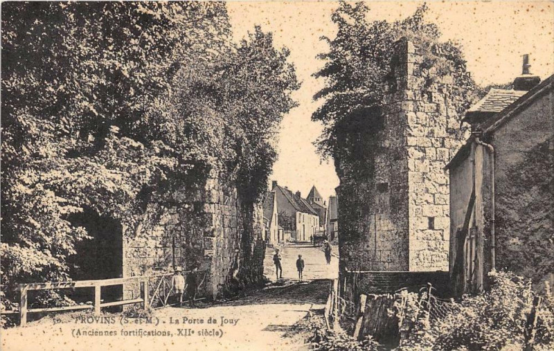 Carte postale ancienne Provins La Porte De Jouy à Provins
