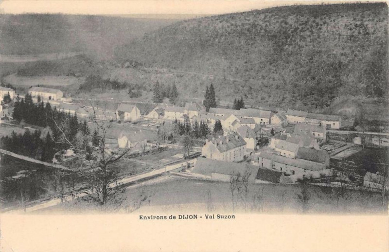 Carte postale ancienne Environs De Nolay Val Suzon à Nolay