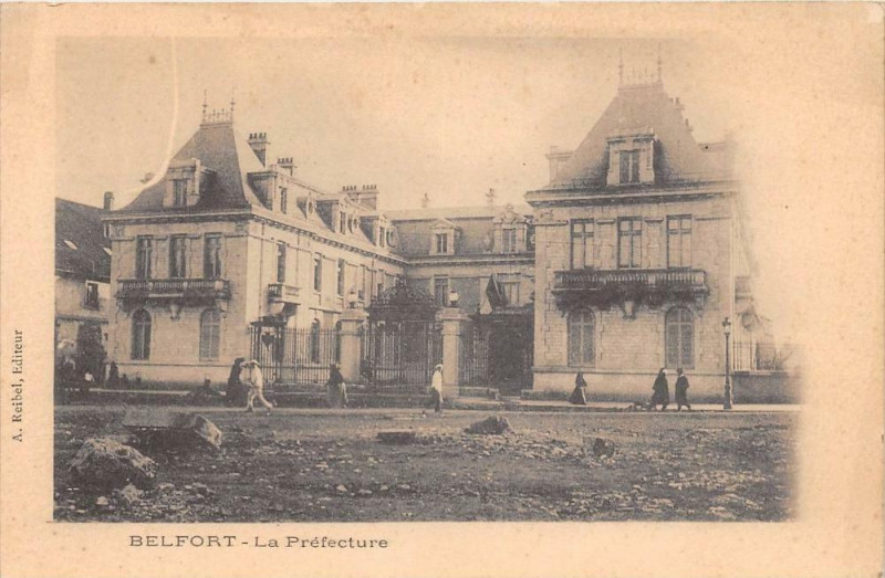 Carte postale ancienne Belfort La Prefecture (dos non divisé) à Belfort