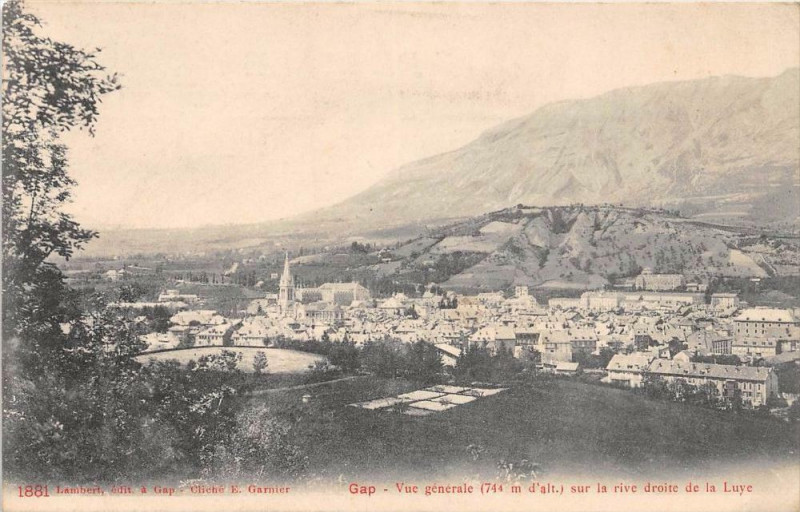 Carte postale ancienne Gap Vue Generale Sur La Rive Droite De La Luye à Gap