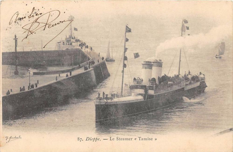 Carte postale ancienne Dieppe Le Steamer Tamise à Dieppe