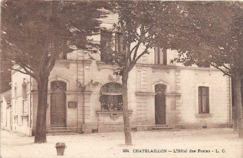Carte postale ancienne Chatelaillon L'Hotel Des Postes