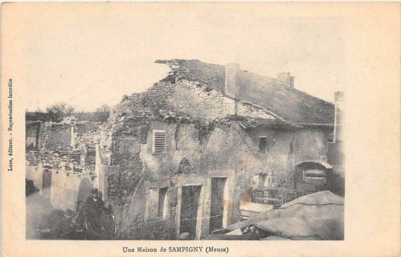 Carte postale ancienne Une Maison De Sampigny à Sampigny