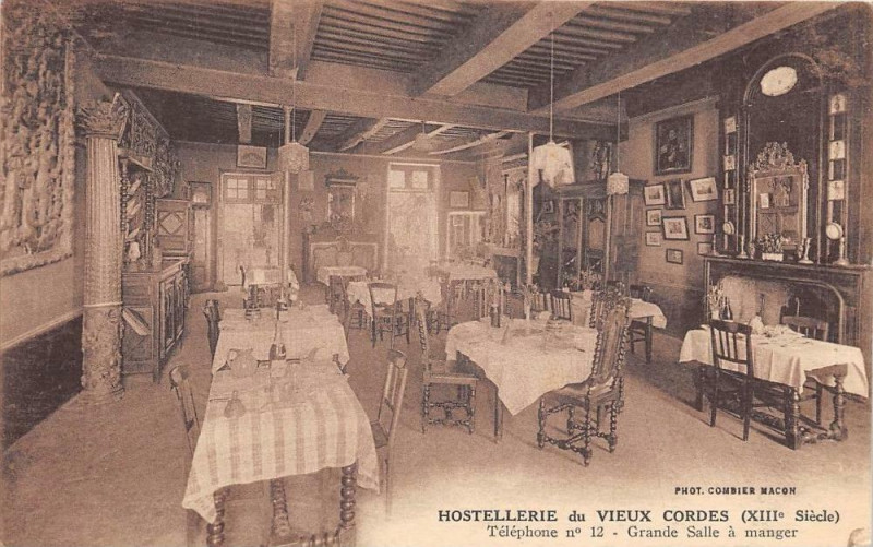 Carte postale ancienne Cordes Hostellerie du Vieux à Cordes-sur-Ciel
